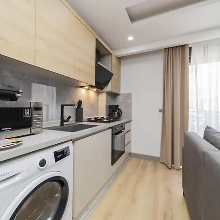 Modern Flat W Balcony 10 Min To In Appartamento *