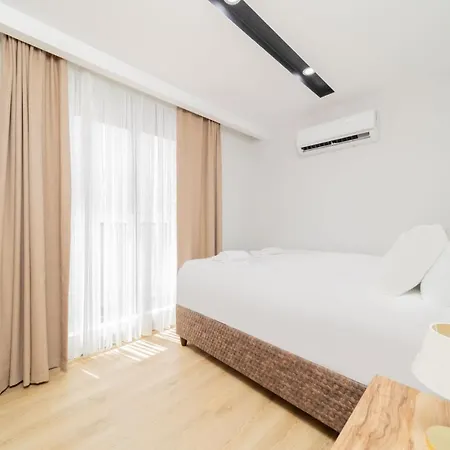 Modern Flat W Balcony 10 Min To In Appartamento Antalia